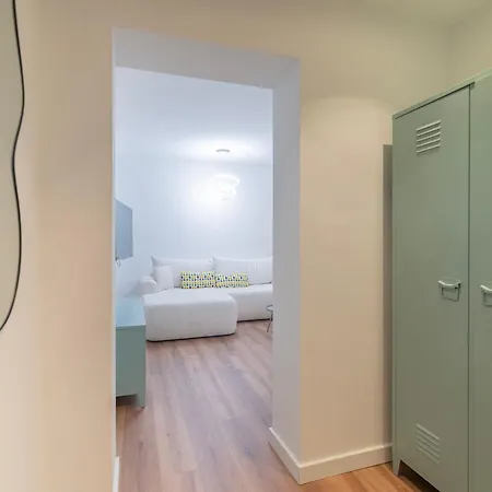 Kolorowy Apartament 3City Z Parkingiem W Gdyni By Noclegi Renters *